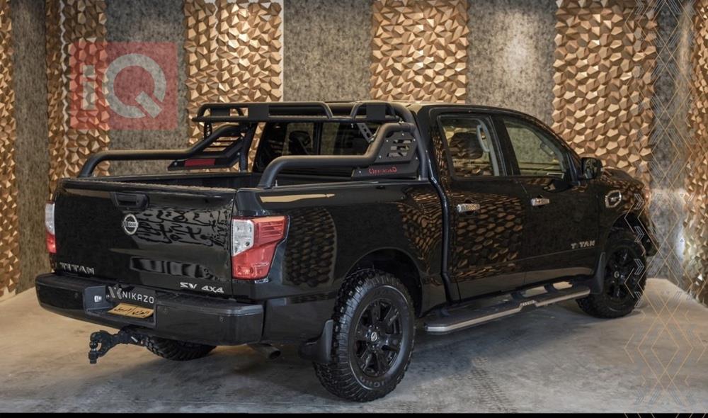 نیسان تایتان